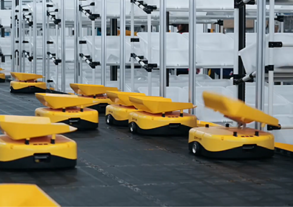 mini AGVs sorting through items 3DS